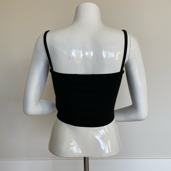 Missguided Black Cropped Tank - Picture 3 of 5